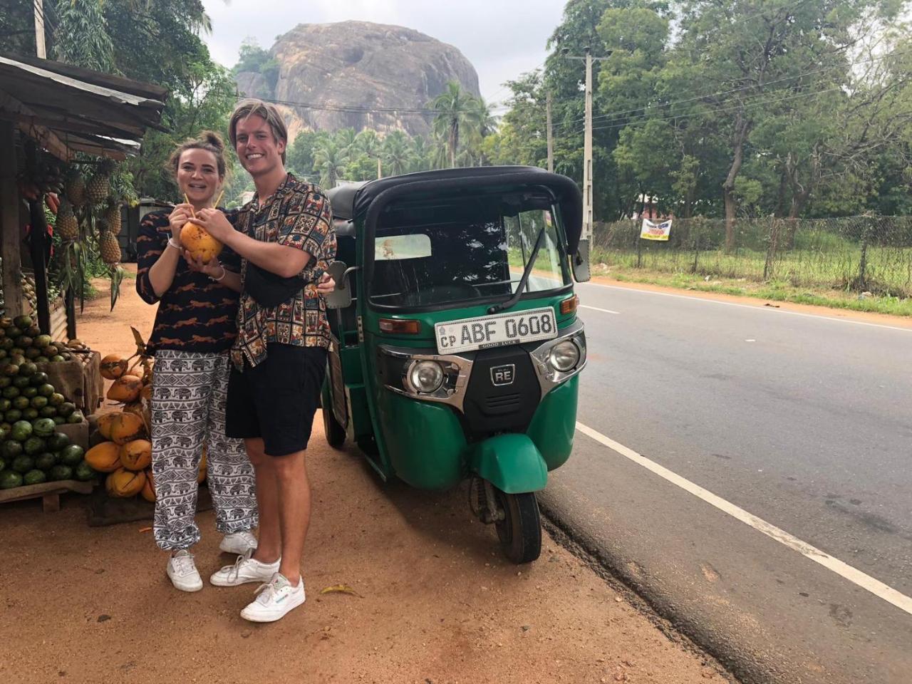 Sigiriya Green Garden Homestay מראה חיצוני תמונה